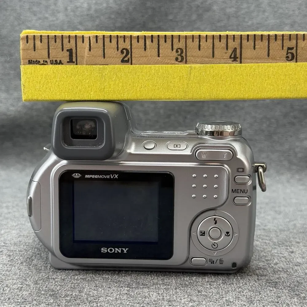 Sony Cyber shot DSC-H2 6.0MP Digital Camera Silver 12x Zoom Tested